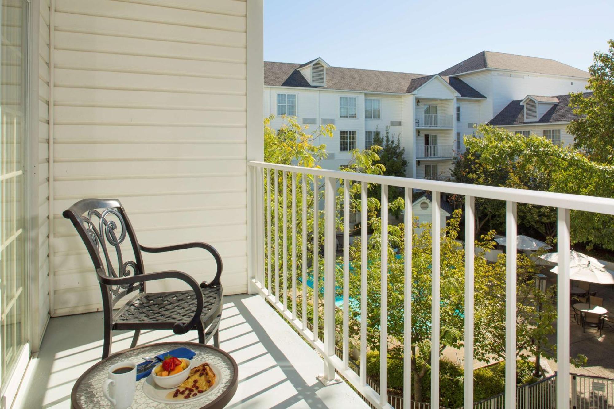 Doubletree By Hilton Raleigh Airport At Research Triangle Park Hotel 4*