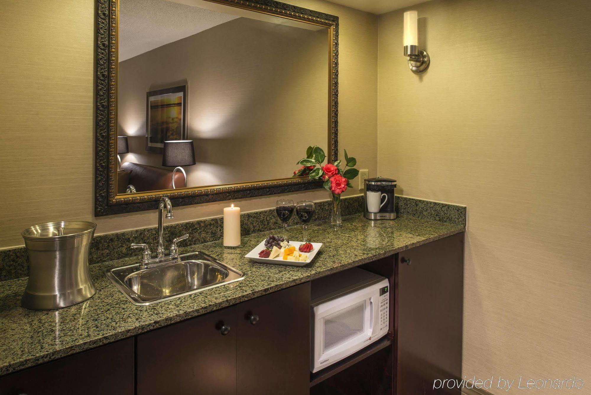 Hotel Doubletree By Hilton Raleigh Airport At Research Triangle Park